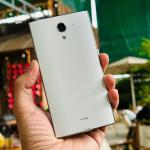Sharp Crystal X 402SH (2GB/16GB)